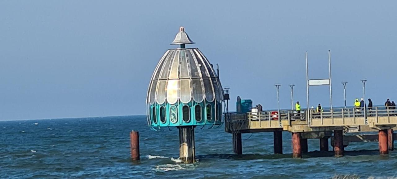 Ferienwohnung "Juliette" Zingst Esterno foto